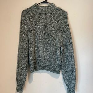 Universal thread green and white oversized sweater